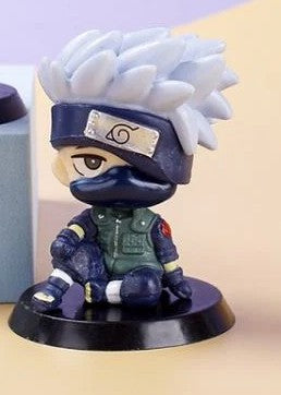 Kakashi sitting mini action figure